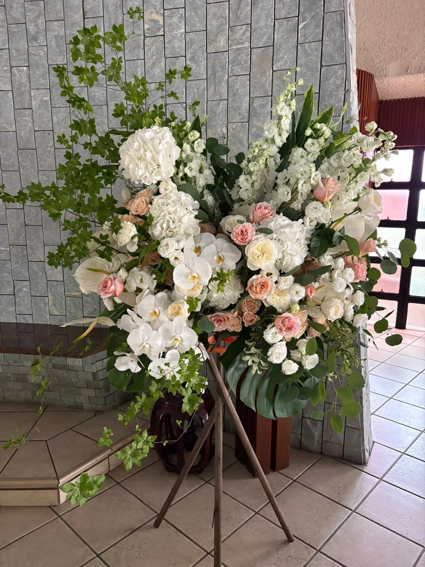 帛事花籃